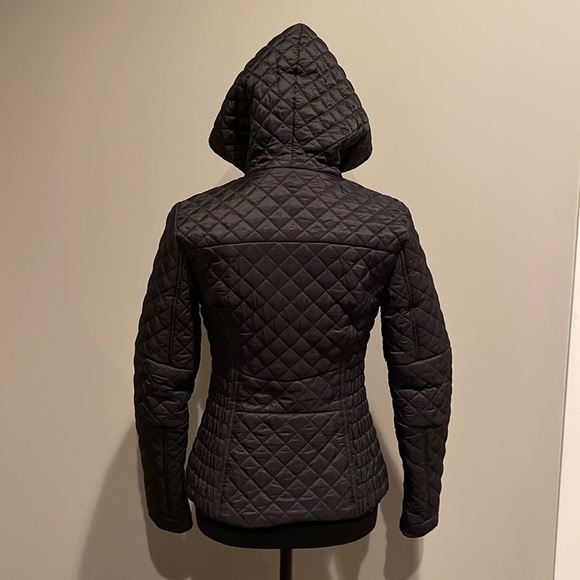 GUESS Black Quilted Jacket. - Picture 2 of 12